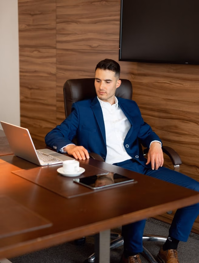 Omnixa AI Receptionists: What They Actually Do